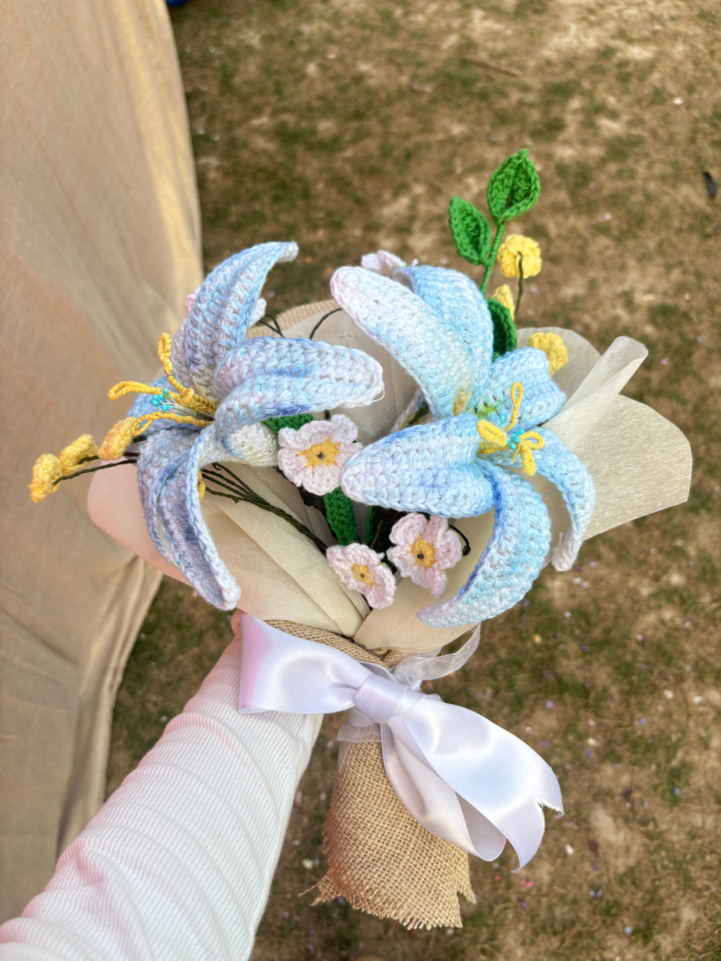 2-Flower Crochet Bouquet