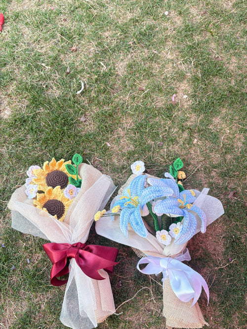 2-Flower Crochet Bouquet